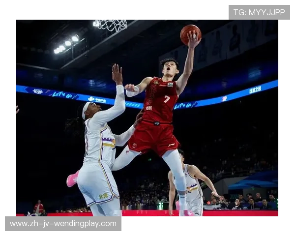 足球篮球英超NBA与CBA：四大体育项目直播差异